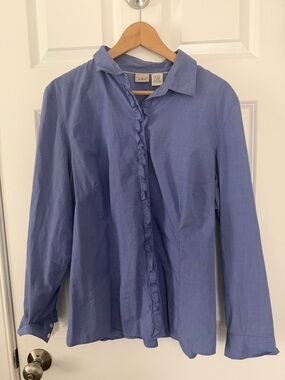 L.L. Bean Women's Button-Down Shirt in Periwinkle Blue